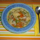 Zeleninová polievka s krupicovými knedlíkmi
